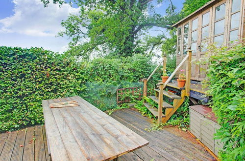 Photo 13 - Hill-view Holiday Home in Taunton With Garden and Balcony