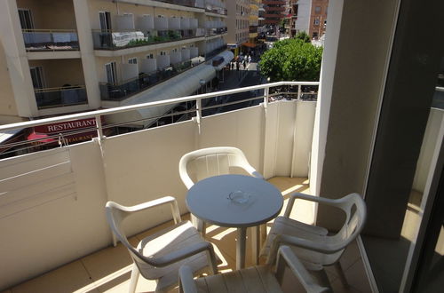 Photo 9 - Apartamentos Lloret Sun-24