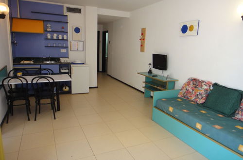 Photo 6 - Apartamentos Lloret Sun-24