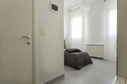 Photo 2 - Easy Venice Room