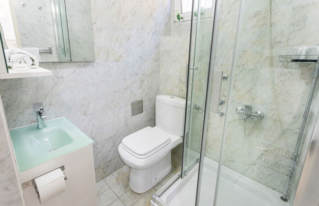 Spacious 2bdr Apartment on Tkalciceva Street - Photo 24