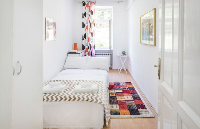 Spacious 2bdr Apartment on Tkalciceva Street - Photo 3