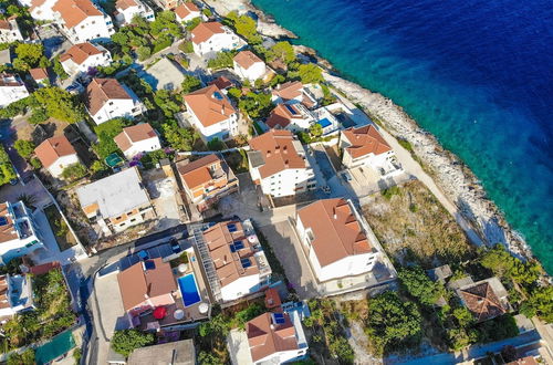 Photo 25 - Simplistic Holiday Home in Okrug Gornji With Swimming Pool