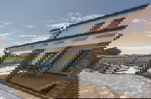 Foto 30 - Modern Villa With Private Pool Consisting of 2 Apartments Near the Beach