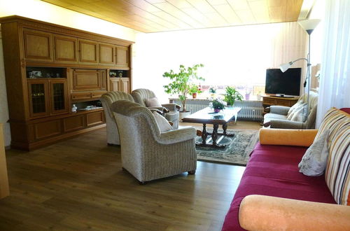 Photo 8 - Cozy Apartment near Forest in Hullersen