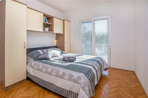 Photo 2 - Apartment Radovic Nives