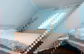 Foto 3 - Adorable Holiday Home Located Near the Beach