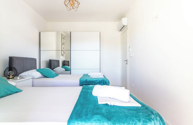Luxury Modern Penthouse w Jacuzzi & Huge Terrace - Foto 5