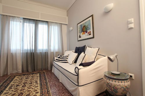 Photo 3 - Stylish flat by the beach of Edem