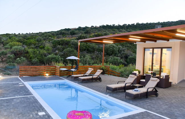 Aurora Luxury Retreat - Beachfront & Private Pool - Foto 13