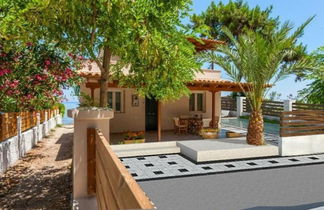 Photo 3 - Villa Elizabeth - Seafront Modern Villa - Villa Elizabeth - Seafront Classic Villa