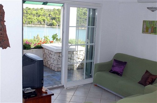 Foto 15 - Charming Holiday House in a Quiet Area,large Covered Terrace With Great sea View