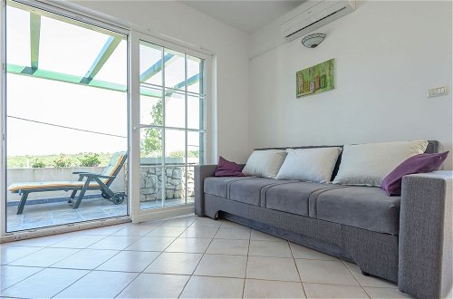 Foto 8 - Charming Holiday House in a Quiet Area,large Covered Terrace With Great sea View