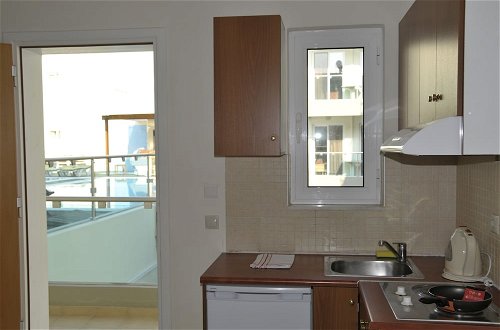 Photo 31 - Bristol Sea View Apartments