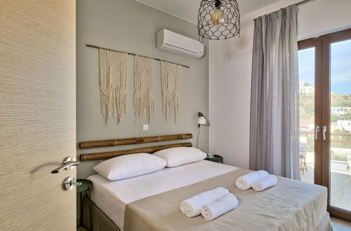 Photo 5 - Syra Suites