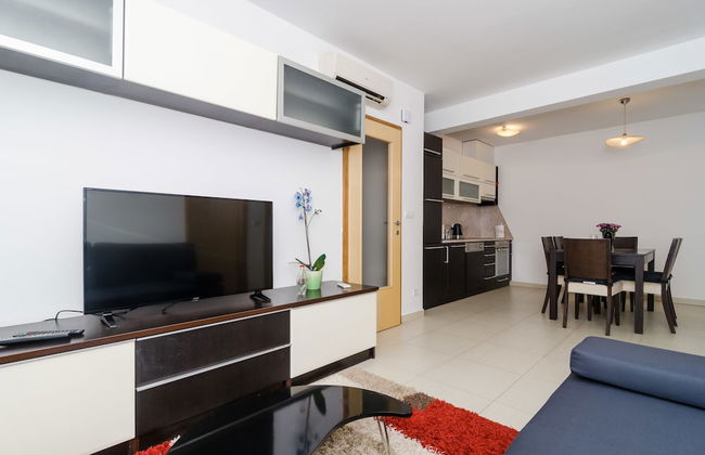 Apartments Carmelitta - Photo 9
