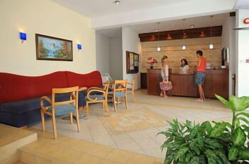 Photo 3 - Petrosana Hotel Apartments