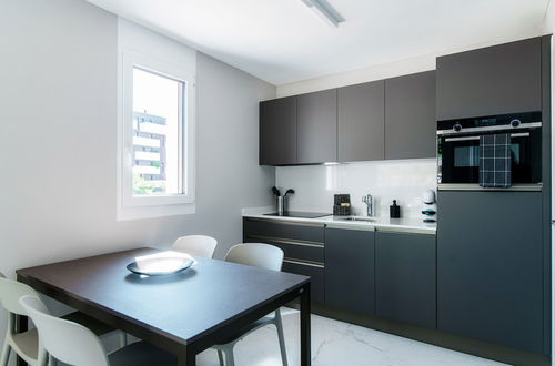 Photo 12 - Locarno Studio Apartments