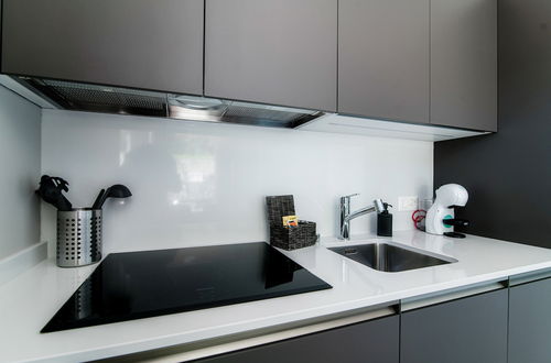 Photo 13 - Locarno Studio Apartments