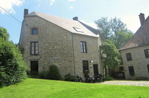 Photo 23 - Lovely Holiday Home in Treignes With Garden