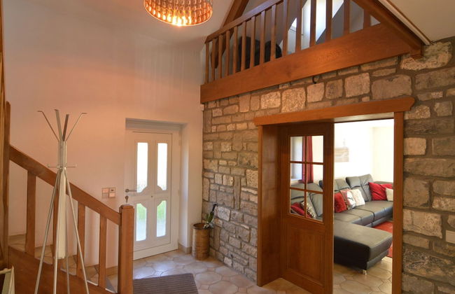 Luxurious Villa With Pool in the Ardennes - Foto 2