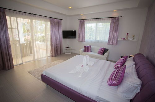 Photo 10 - Blissful Tropical Stay at SeaLaVie Villa