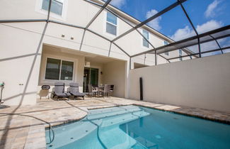 Foto 1 - Beautiful Furnished Townhome w/ Private Pool