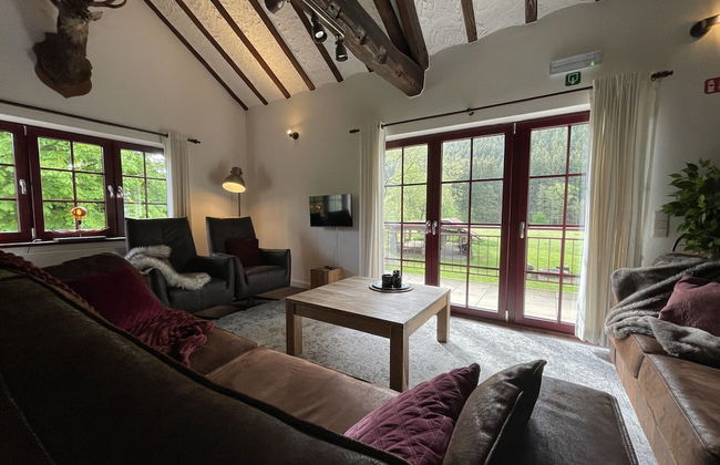 Ardennes Villa With Riverside Garden and Views - Foto 11