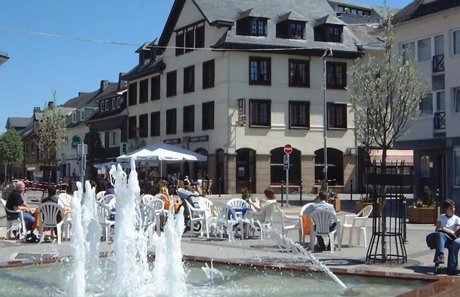 Ardennes Villa With Riverside Garden and Views - Foto 40