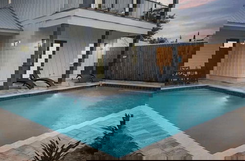 Foto 31 - Wanderlust by Avantstay Walk to Beach + Pool New Construction