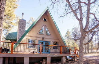 Foto 1 - Stunning Happy Shack Cabin: Wraparound Deck