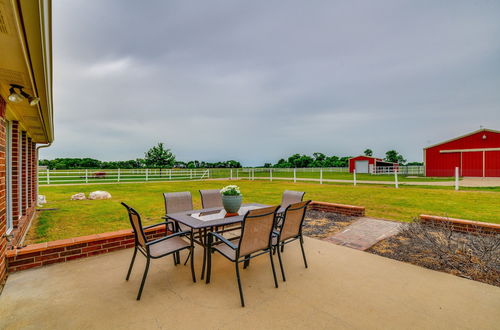 Photo 13 - Pet-friendly Waxahachie Vacation Home w/ Backyard