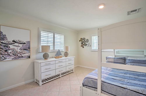 Foto 7 - Marco Island Home w/ Heated Pool, Close to Beach