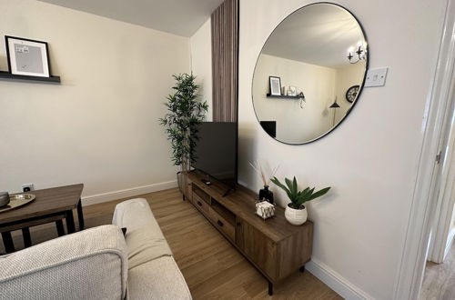 Photo 17 - Charming 2-bed Apartment in Danbury, Essex