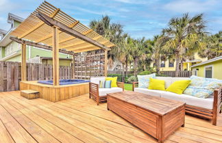 Foto 1 - Modern Jacksonville Beach Retreat w/ Hot Tub