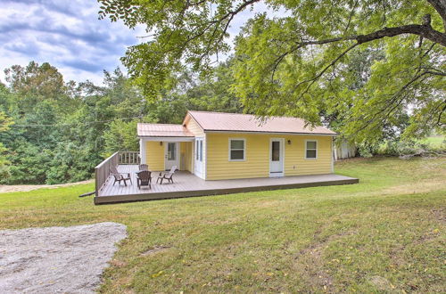 Foto 11 - Peaceful Gainesboro Retreat w/ Deck & Yard