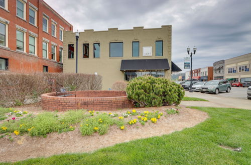 Photo 9 - Luxurious Downtown Murphy Vacation Rental Loft