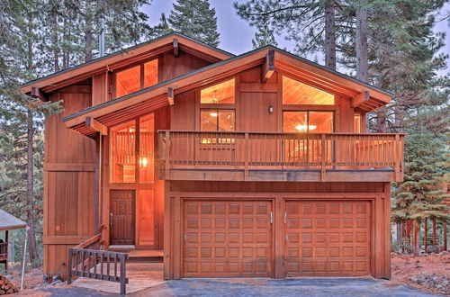 Photo 13 - Family-friendly Truckee Cabin Near Ski Shuttle