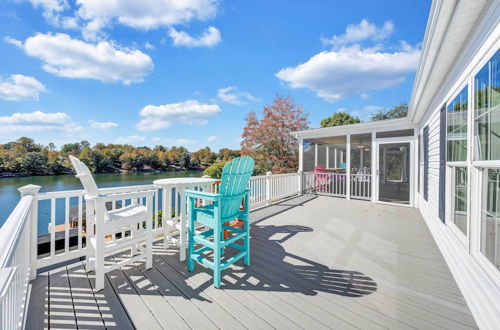 Foto 27 - Family Lake Retreat w/ Screened Deck