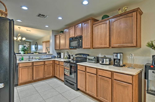 Photo 25 - West Phoenix Home: Hike, Dine & Golf Nearby