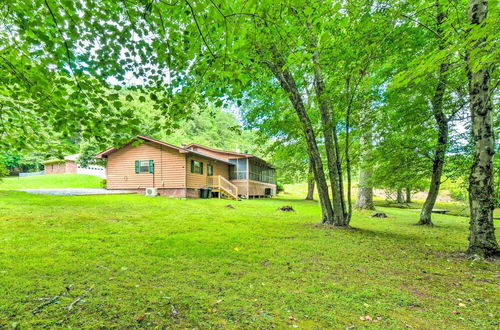 Photo 16 - Grand Murphy Cabin w/ Fire Pit & Game Room