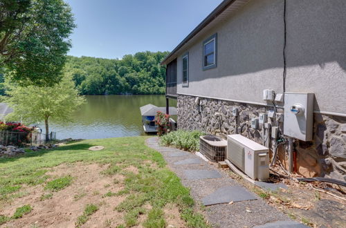 Photo 23 - Waterfront Smith Mountain Lake Home w/ Boat Dock