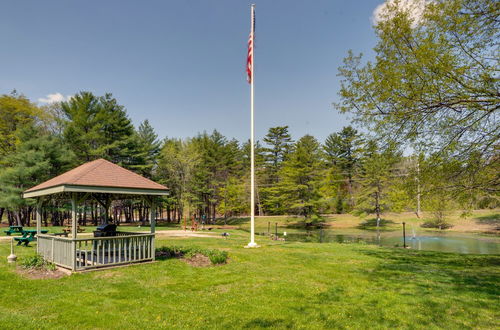 Photo 2 - Bartlett Townhome w/ Balcony: 1 Mi to Ski Resort