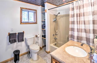 Photo 2 - Cozy Ishpeming Cottage w/ Lake & Park Views