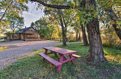 Foto 22 - Cozy Augusta Cabin w/ Furnished Deck & Grill