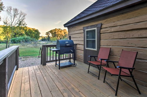 Photo 15 - Cozy Augusta Cabin w/ Furnished Deck & Grill