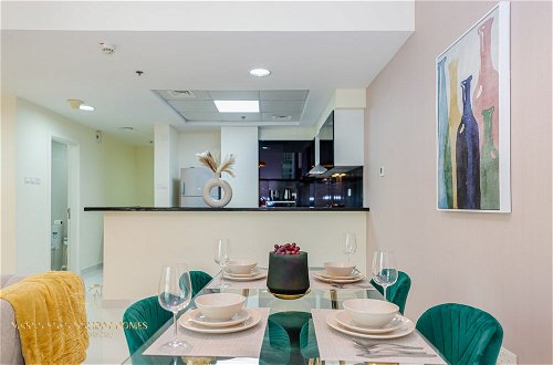 Photo 30 - Marco Polo - Exquisite 2 BR with captivating city view & colors