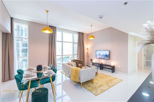 Photo 25 - Marco Polo - Exquisite 2 BR with captivating city view & colors