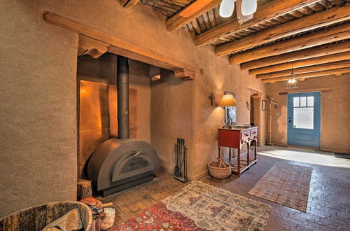 Photo 10 - El Prado Adobe Home: Courtyard w/ Mountain Views