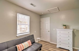Photo 3 - Cozy West Plains Home Near Shopping & Dining